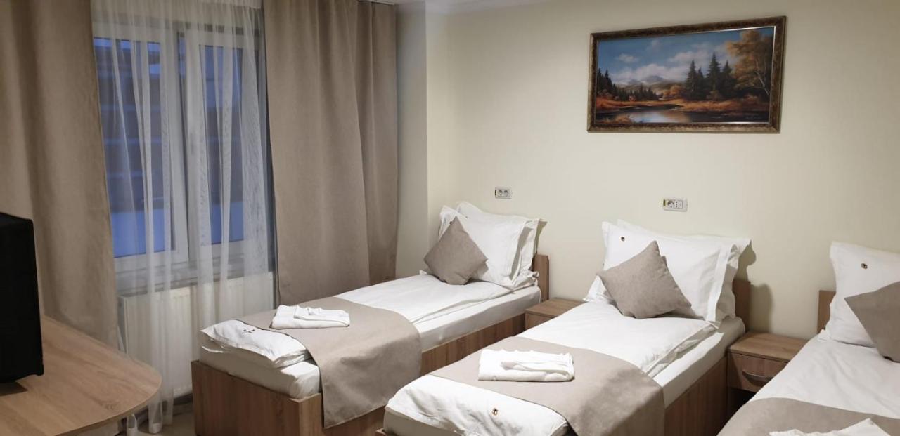 Hotel Top Central Bukarest Kültér fotó