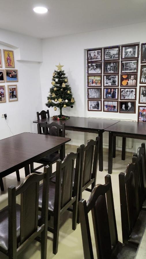 Hotel Top Central Bukarest Kültér fotó