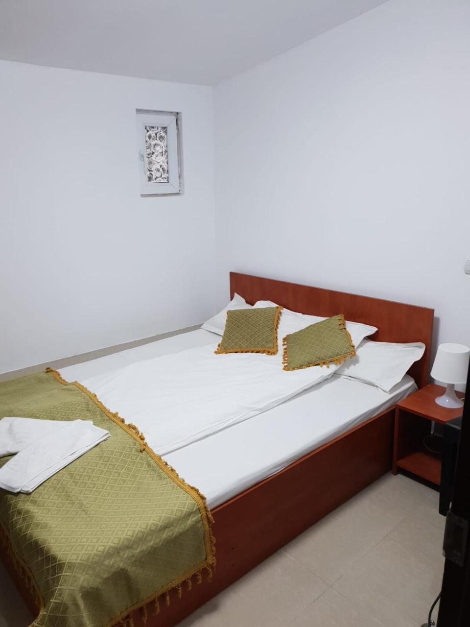 Hotel Top Central Bukarest Kültér fotó