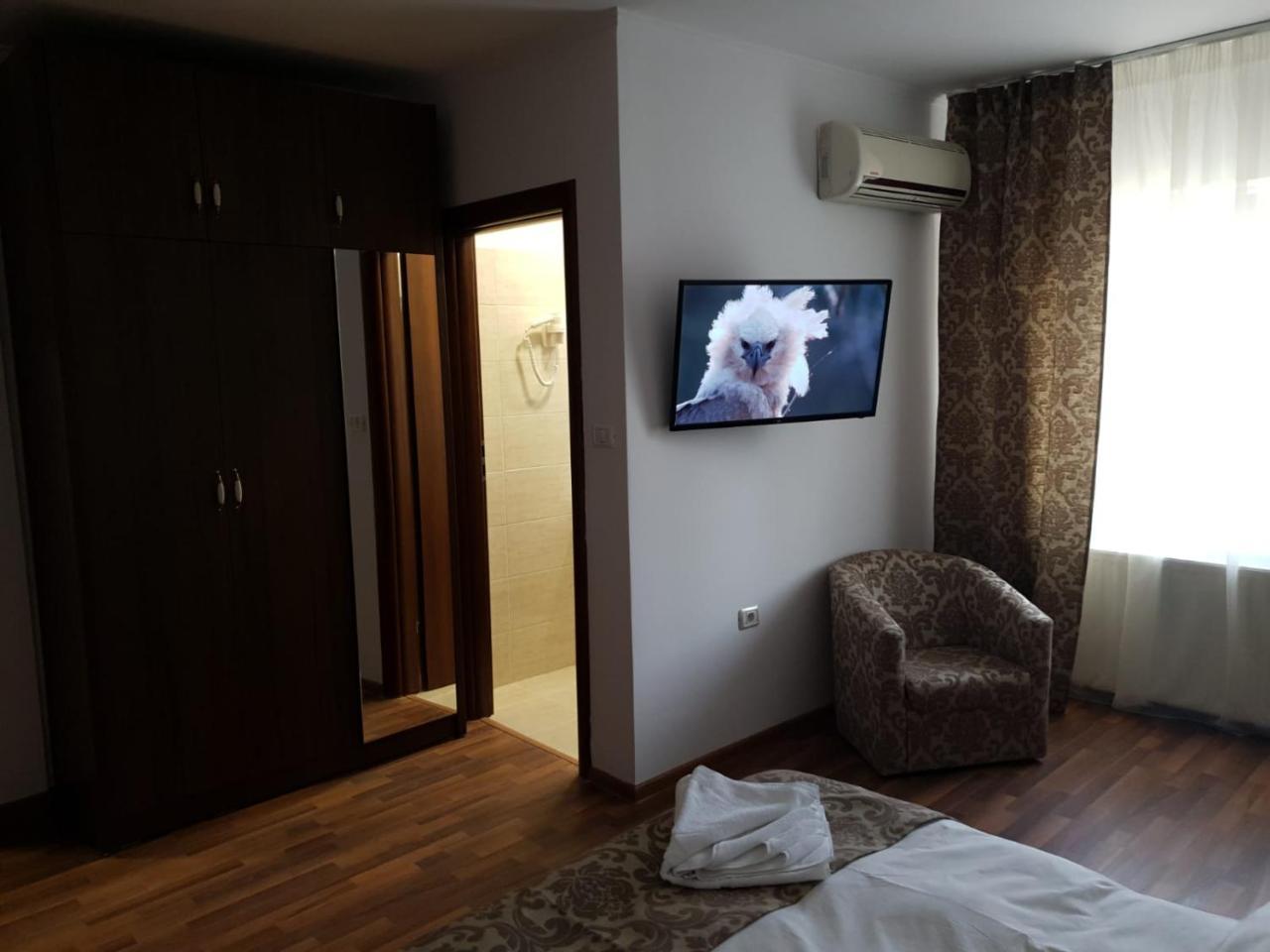 Hotel Top Central Bukarest Kültér fotó